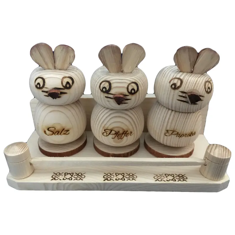 4er Set Salzstreuer mit Hasenmotiv aus Holz und Gravur Nr. 009.132