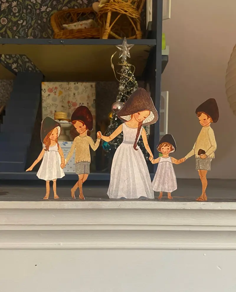 Bastelbogen 'Kleine braune Pilzfamilie'