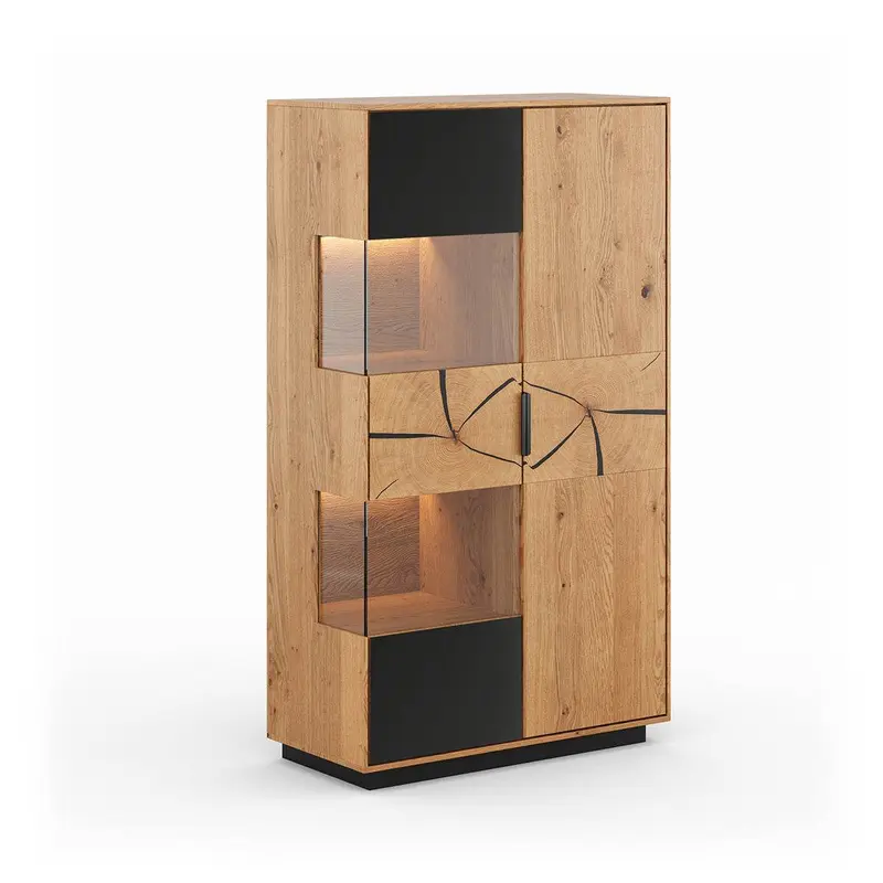 Beleuchtete Standvitrine aus massiver Eiche und Glas | Wohnzimmerschrank Tirano IV mit Rückwand in grober Holzstruktur