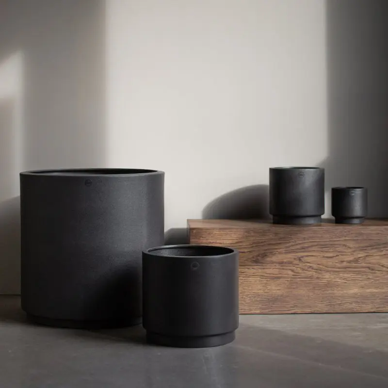 Blumentopf SOLID - cast iron