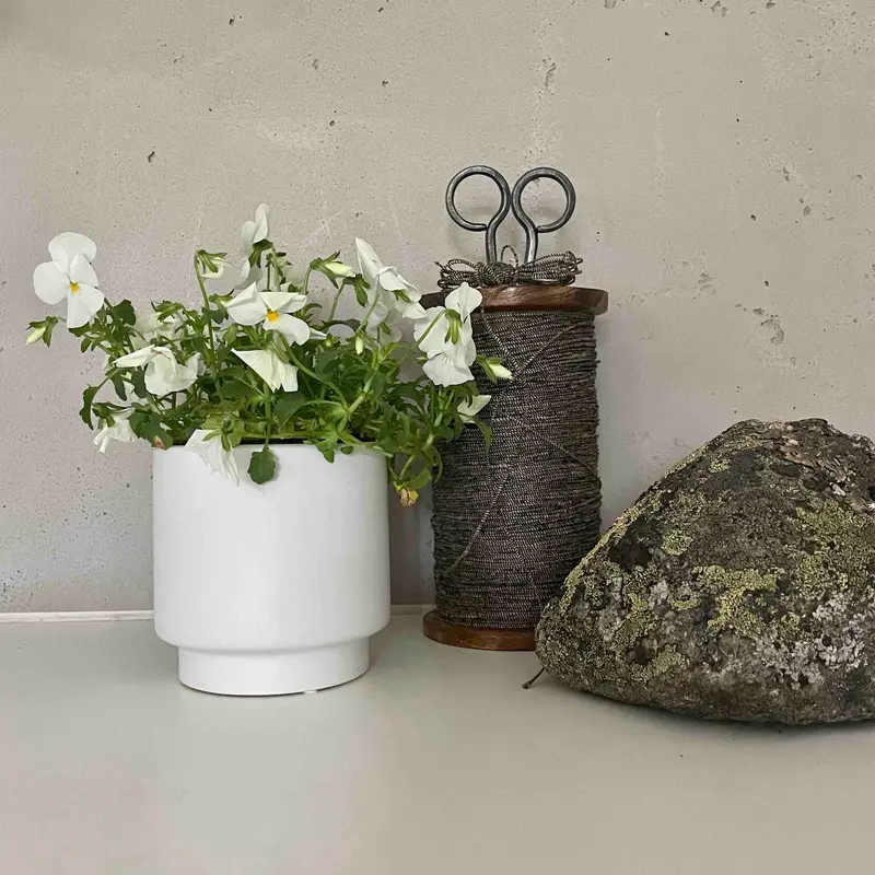 Blumentopf SOLID - weiß