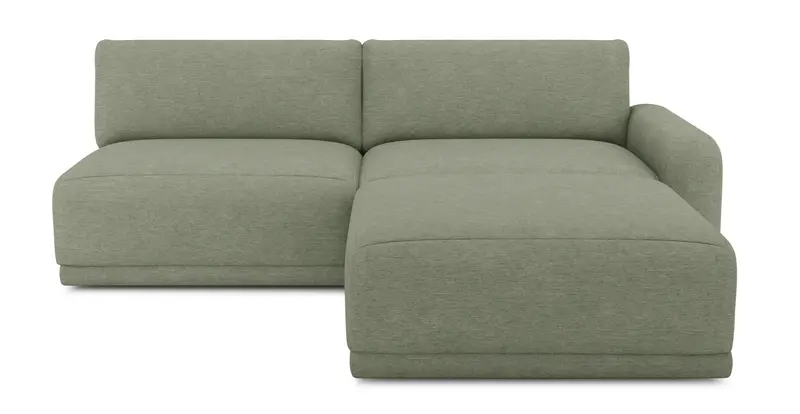 Carle 3-Sitzer mit Rechter Armlehne und Hocker - Performance-Stoff