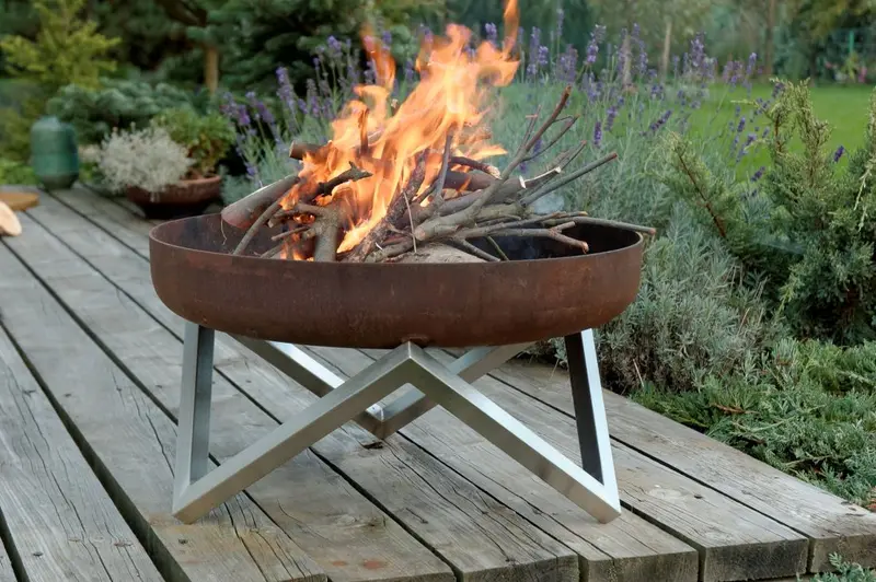 Design-Feuerschale ZYGMAS | Edelstahl oder Rohstahl