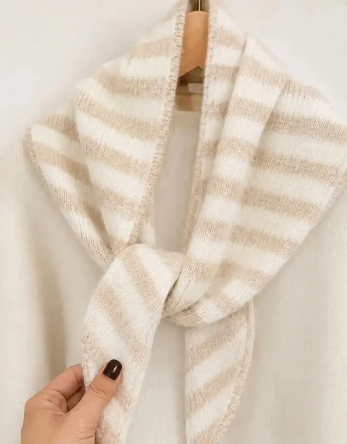Dreieckstuch I Beige