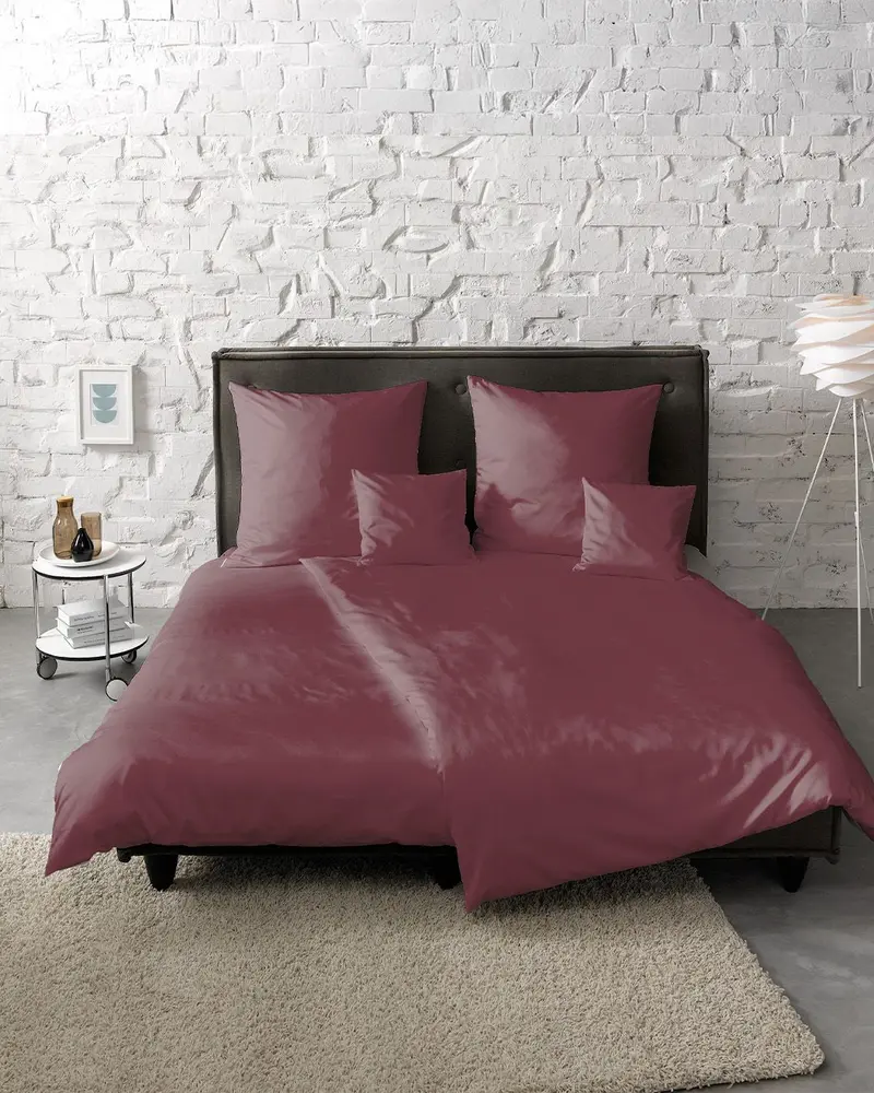 fleuresse Mako-Satin Bettwäsche Colours Uni 135x200 pflaume