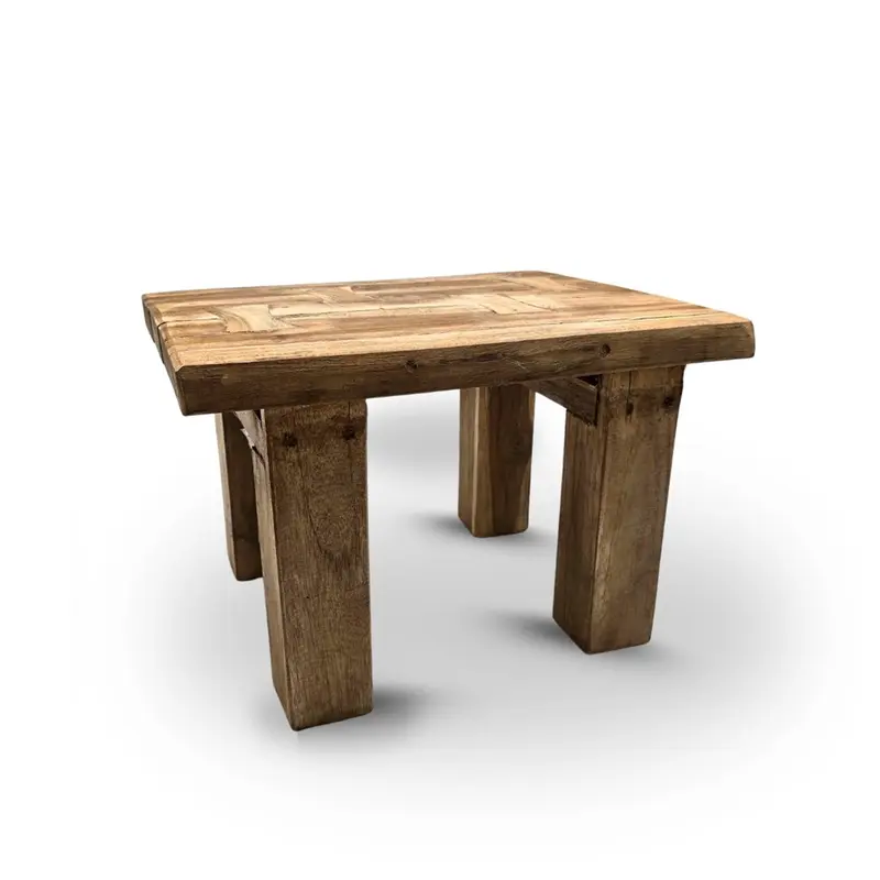 FUSSHOCKER Grain 40 | 40x32x25cm, kleiner Holzhocker aus Mahagoni Holz