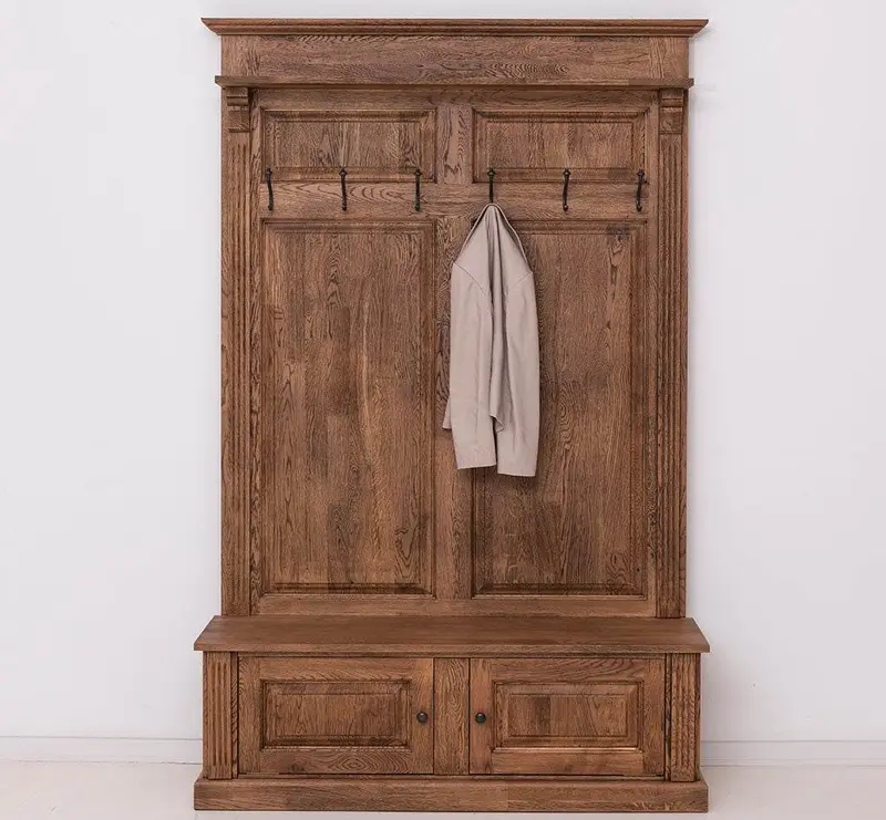 Garderobe aus massiver Eiche mit 6 Haken und 2 Staufächern