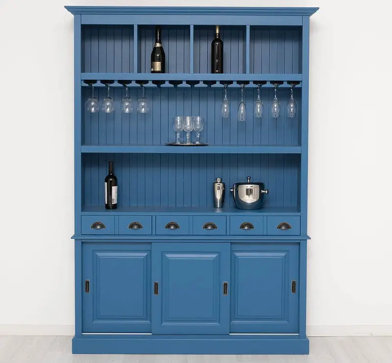 Großer Buffetschrank aus Massivholz mit Glashalterungen in verschiedenen Farben