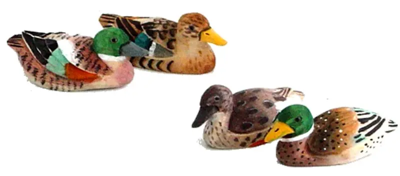Handgeschnitzte Enten aus Holz im 4er Set ca. 7 cm bemalt
