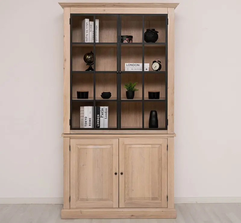 Industrial Vitrine aus massiver Eiche mit 4 Türen