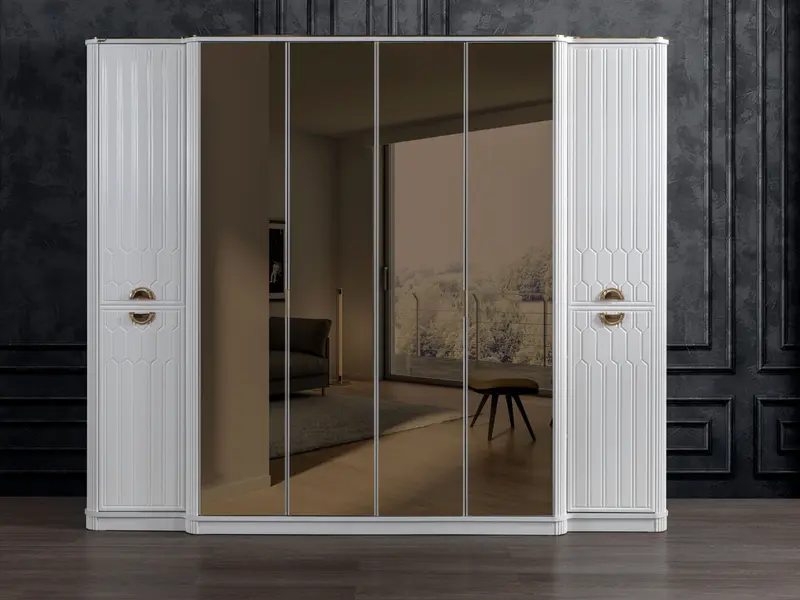 Istanbul Kleiderschrank