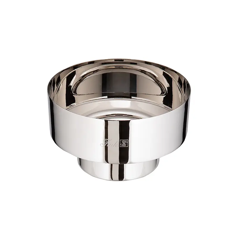 Kerzenhalter – Glanzoptik, Minimalistische Form, Moderne Silhouette - Tuva | Fink Living