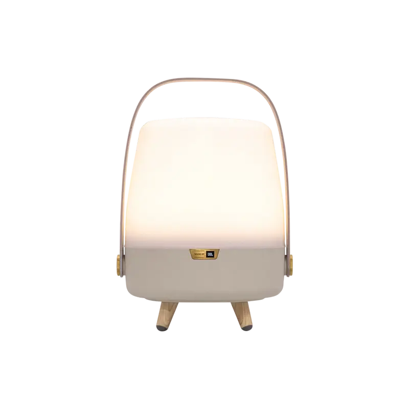 Lautsprecherleuchte aus Polyethylen mit Holzgriff und Messingakzenten - Lite-up Play Mini | Kooduu