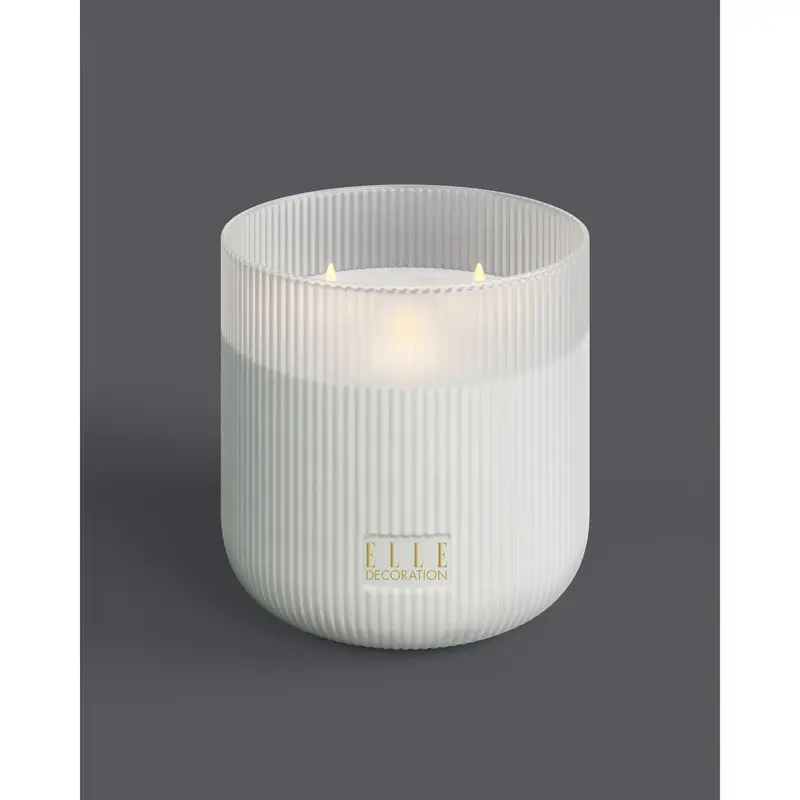 LED-Kerze – Dreiflammiges Design, Flackernde LED, Timer Funktion - Belleville | ELLE Decoration