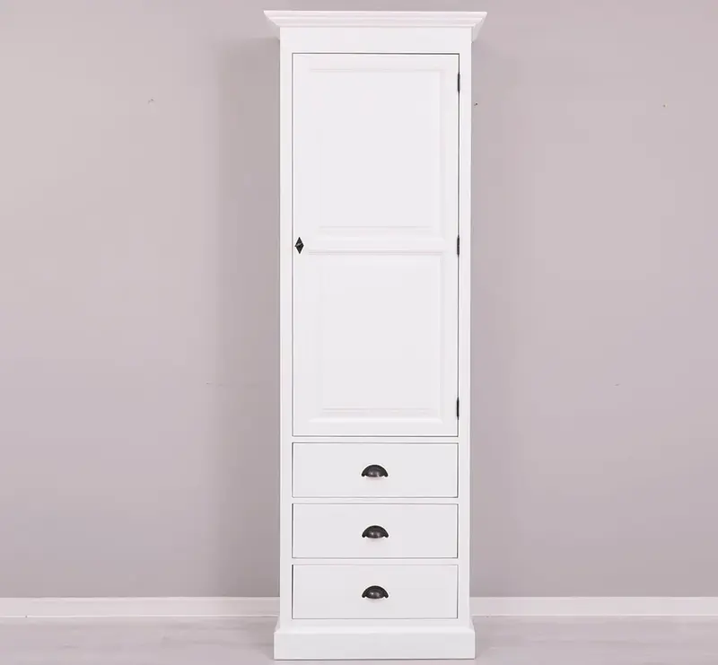 Massiver Handtuchschrank mit drei Schubladen & 3 Einlegeböden