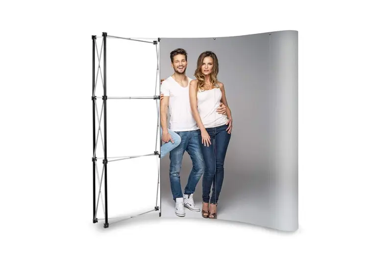 Messewand Pop-Up gebogen 3 x 3 im Karton