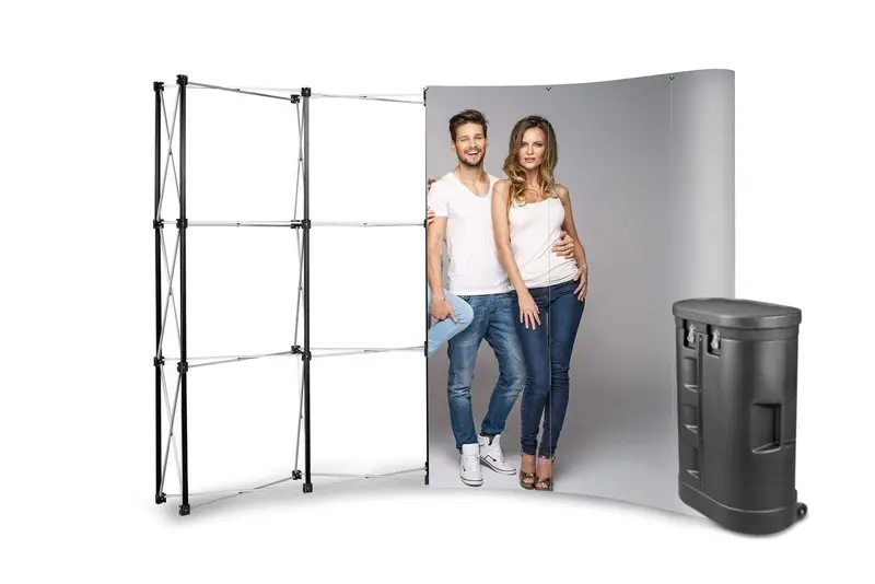 Messewand Pop-Up gebogen 3 x 4 im Thekenkoffer