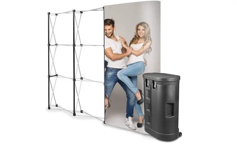 Messewand Pop-Up gerade 3 x 3 im Thekenkoffer