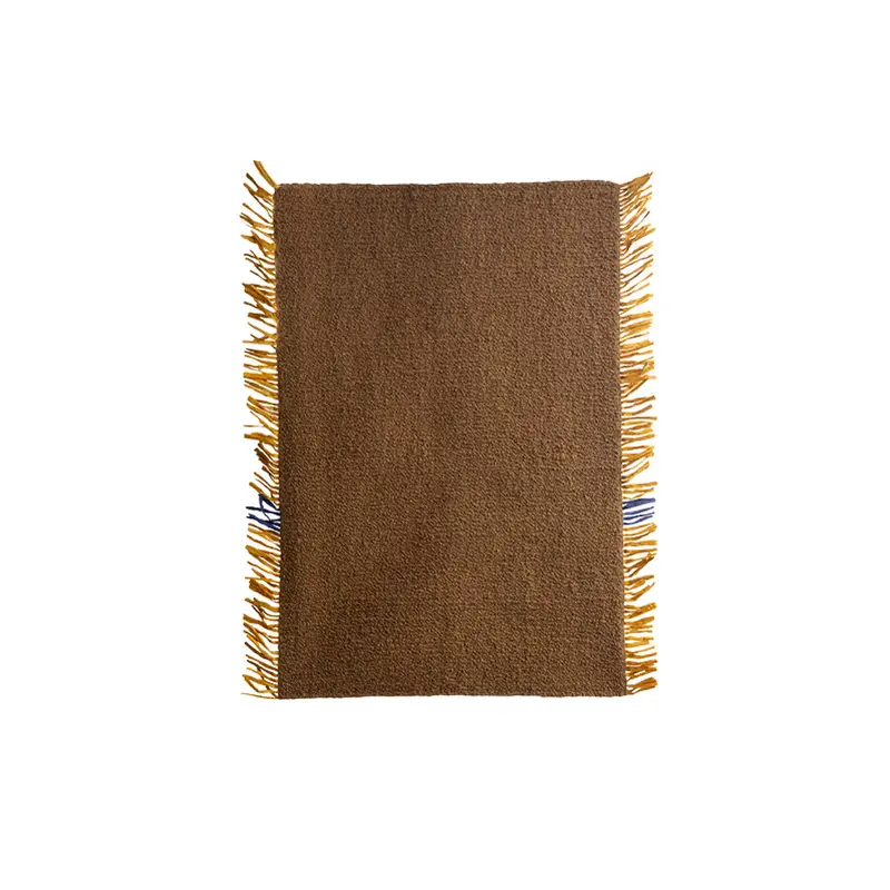 Nomad - A Rug everybody loves nuts