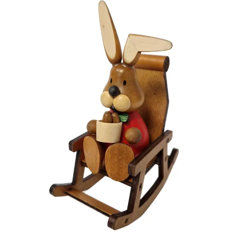 Osterhase im Schaukelstuhl, rot, 15 cm