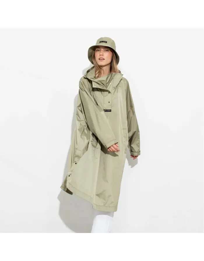 Raincoat I Solid Pale Olive