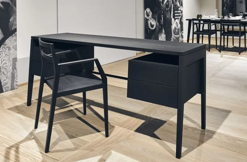 Schreibtisch OFFICE, groß und modern