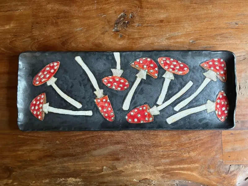 Servierplatte Fliegenpilz, Keramik, handgemacht