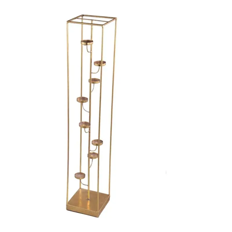 Teelichthalter – Goldfarbenes Eisen, Schlankes Design, Versetzte Halterungen, L - Jannix | PTMD