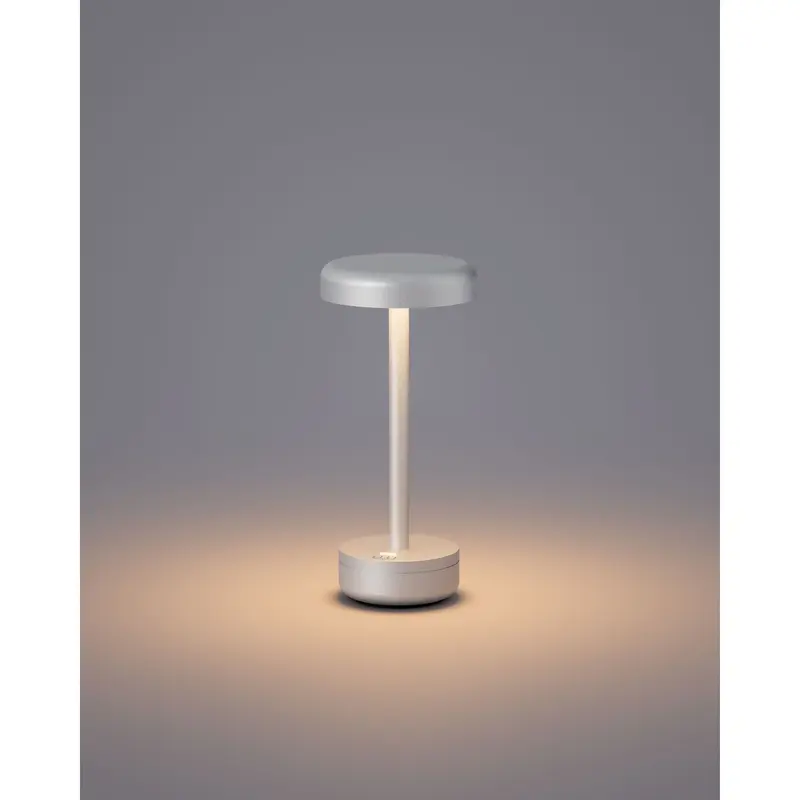 Tischleuchte – Aluminium, Ultraflaches Design, Licht nach unten - Iena | ELLE Decoration