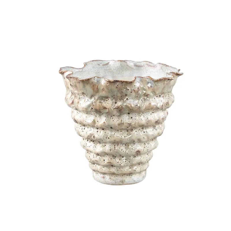 Topf – Unregelmäßige Form, Gerippte Oberfläche, Cremefarbe, Keramikmaterial, M – Nianh | PTMD