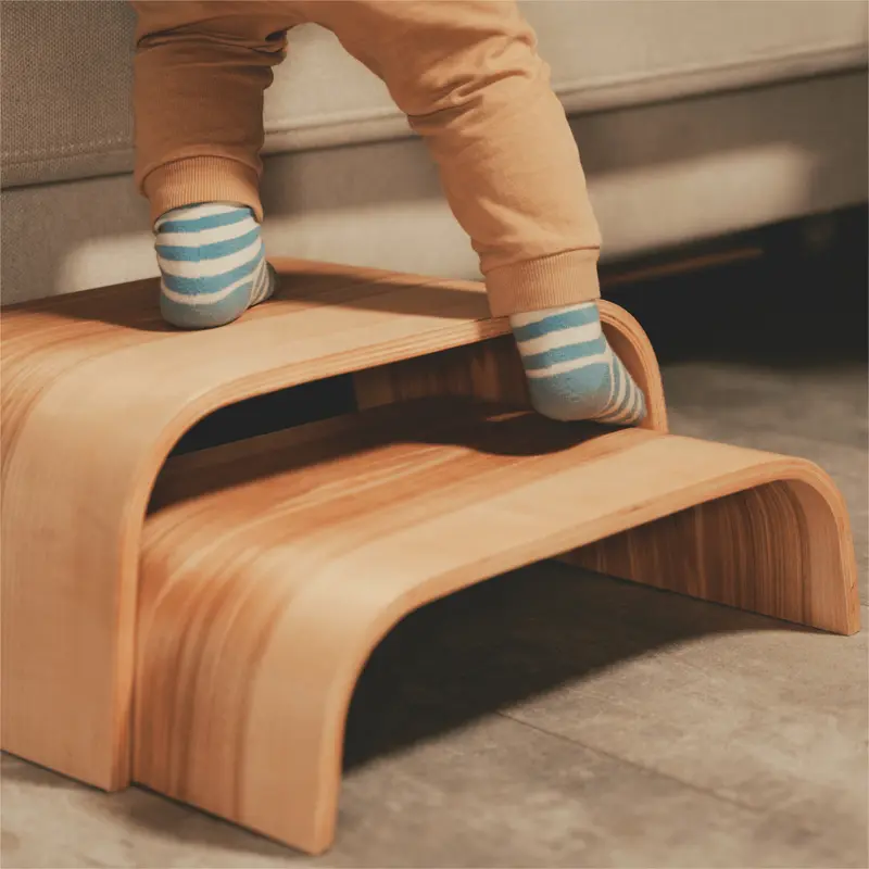 Tritthocker-Set aus Holz zweiteilig