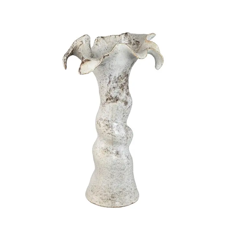 Vase – Keramik Material, Wellenrand Blumen Design, Runde Form, Beige – Isidro | PTMD