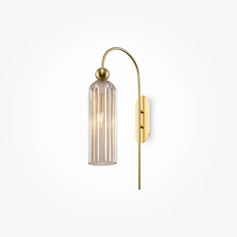 Wandleuchte – Kognak Glas, Schlanke Form, Gold Akzente - Antic | Maytoni
