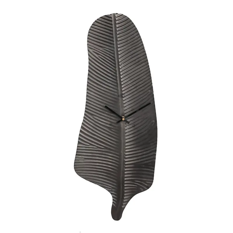 Wanduhr – Schwarzes Metall, Strukturierte Blattform, Minimalistisches Design – Dinter | PTMD