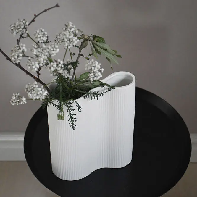 weiße Vase BUNN